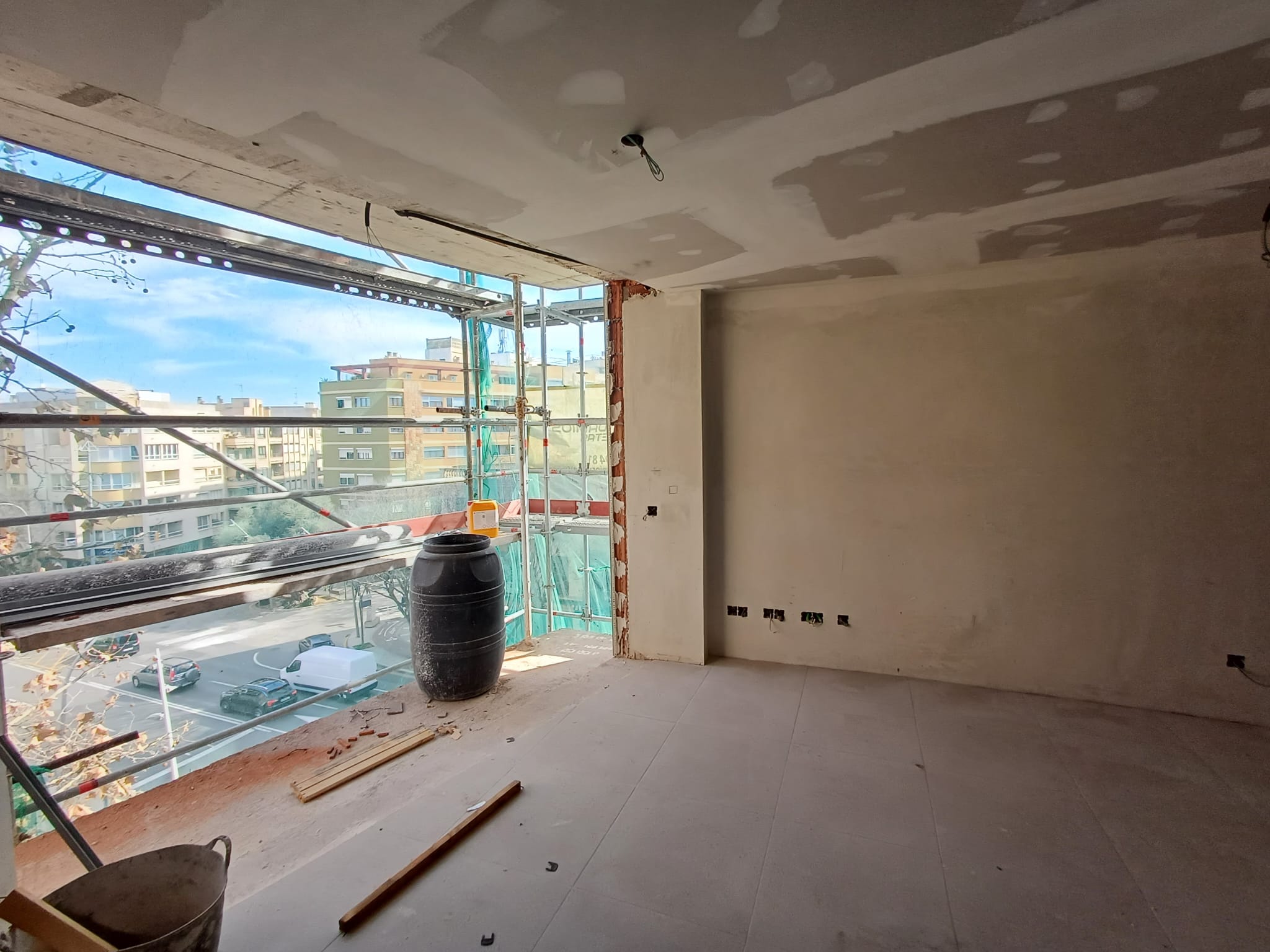 WhatsApp Image 2025-02-06 at 13.02.49