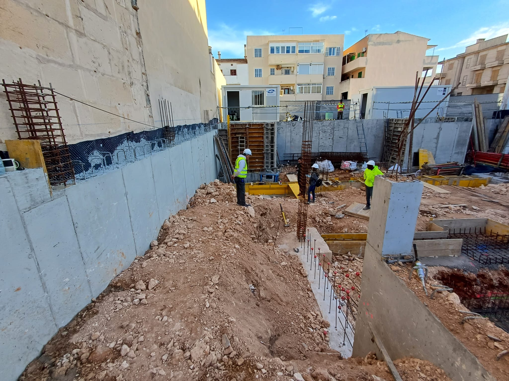 WhatsApp Image 2025-02-13 at 16.56.24 (1)