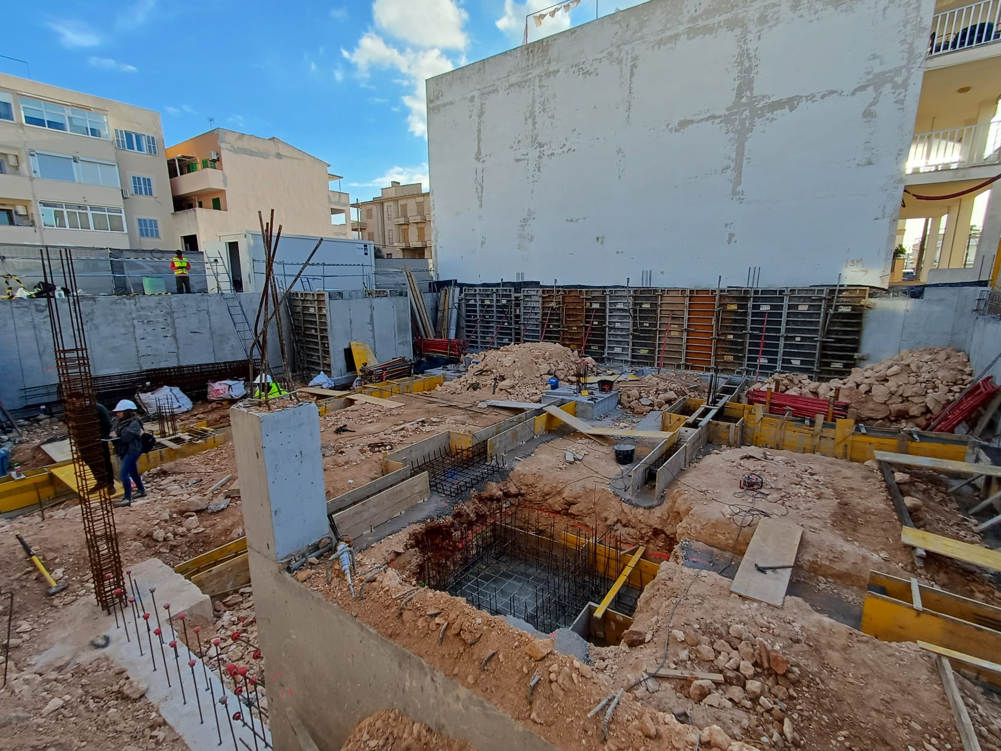 WhatsApp Image 2025-02-13 at 16.56.24 (2)