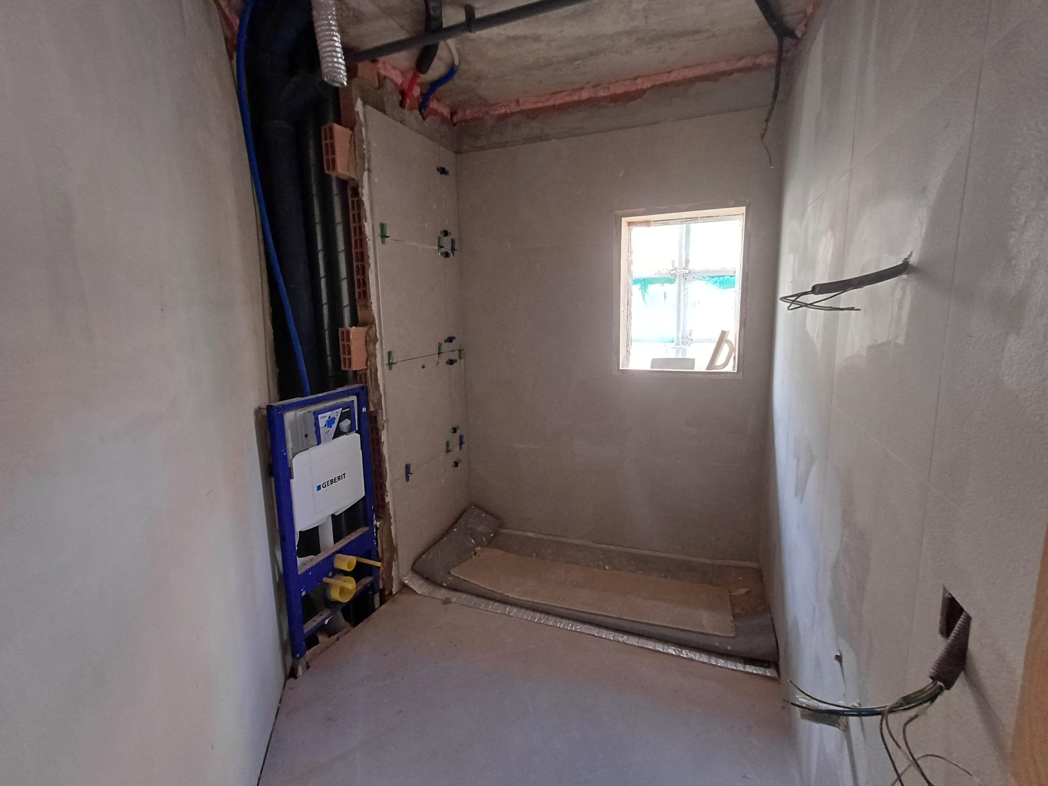 WhatsApp Image 2025-02-20 at 13.02.01