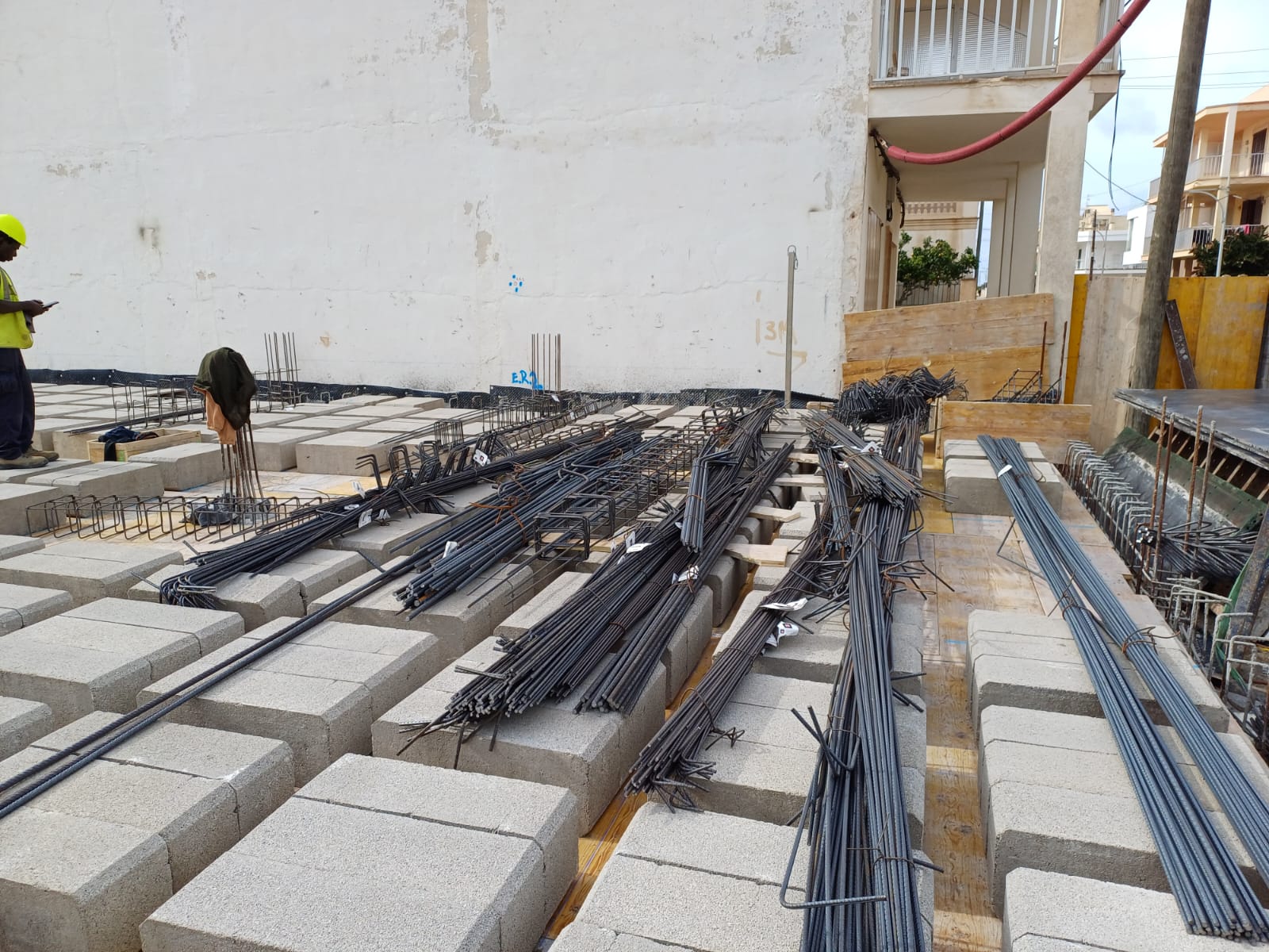 WhatsApp Image 2025-02-27 at 11.03.00 (1)