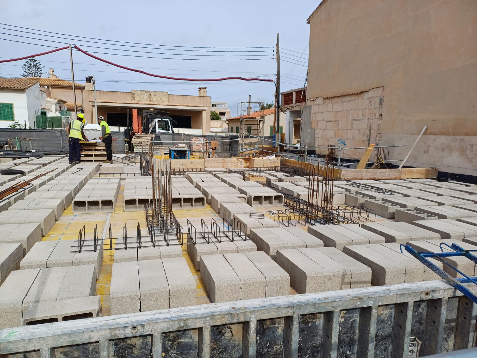 WhatsApp Image 2025-02-27 at 11.03.00