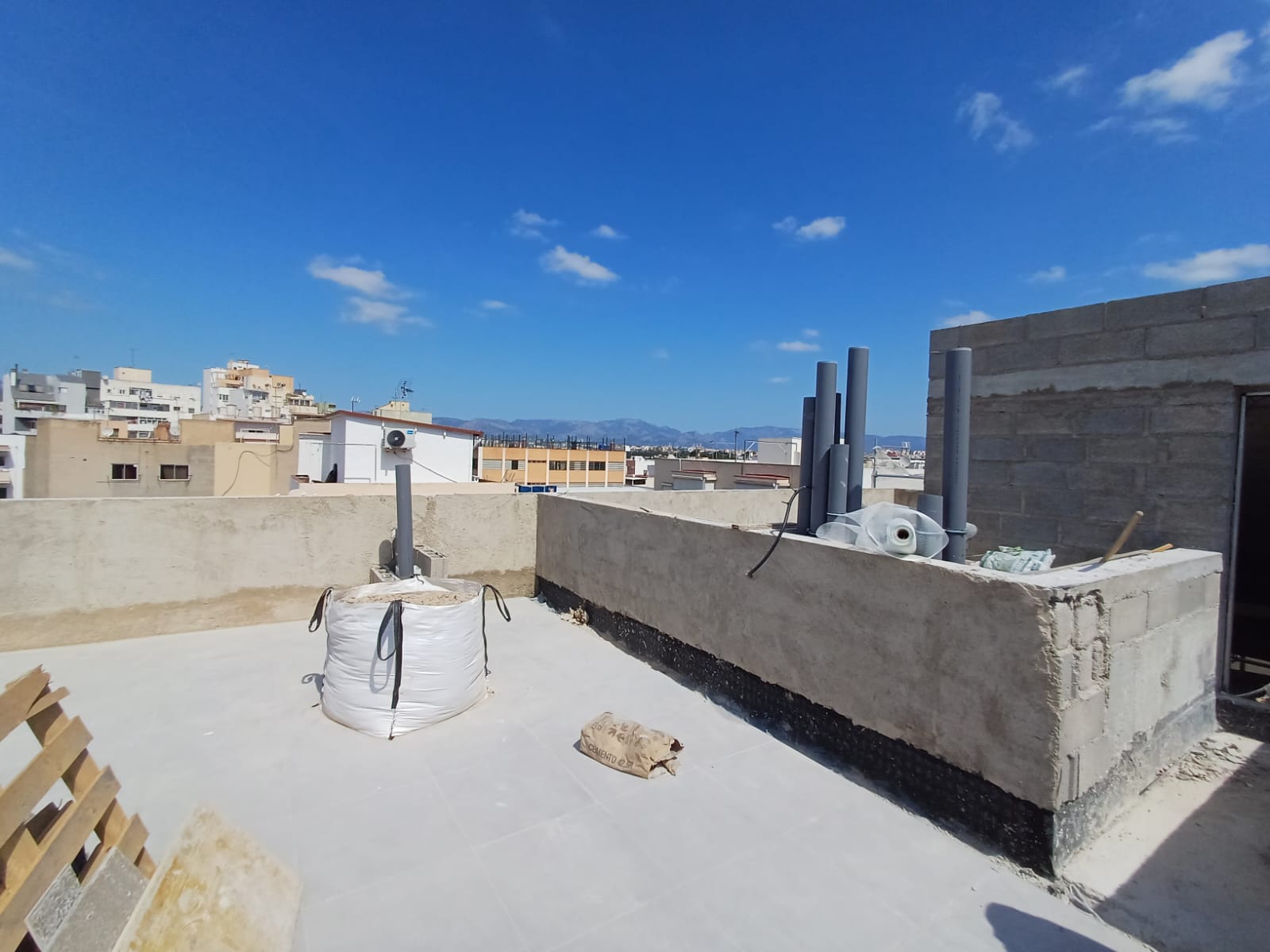 WhatsApp Image 2025-04-10 at 12.50.04