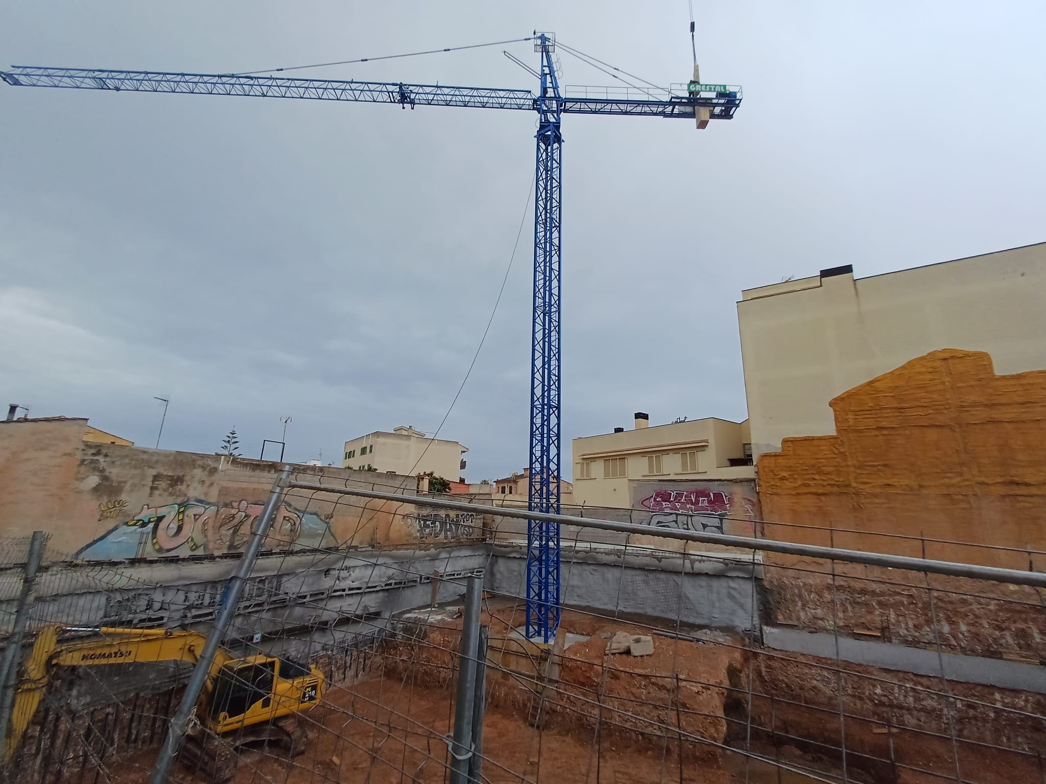 WhatsApp Image 2025-04-12 at 13.12.05 (1)