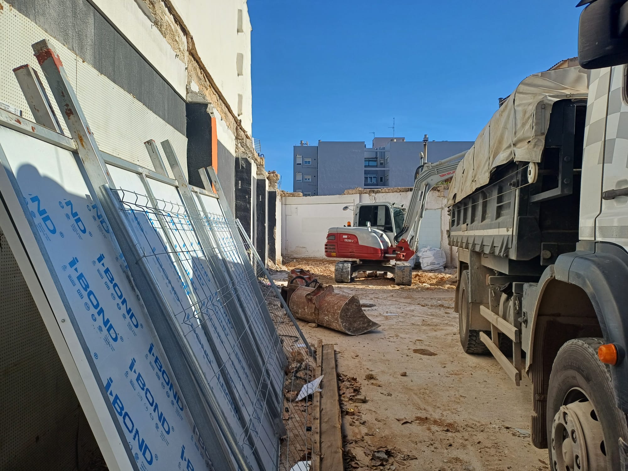 WhatsApp Image 2026-01-08 at 13.02.58 (2)